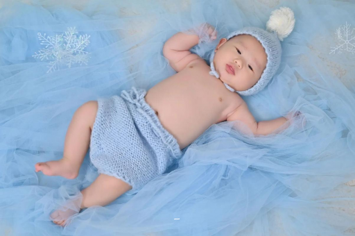 汝州摸孕妇肚子沾喜气